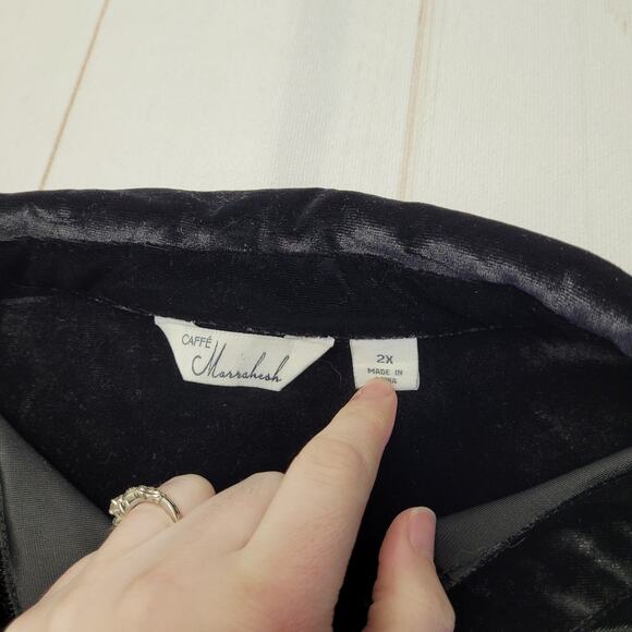 Caffe Marrakesh Black velvet peasant sleeve swing blouse button down tunic top - Picture 3 of 6